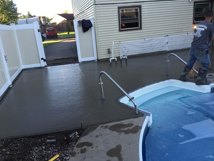 Deck trex decking barrington near me newswire platinum builder builders composite ill premier april one